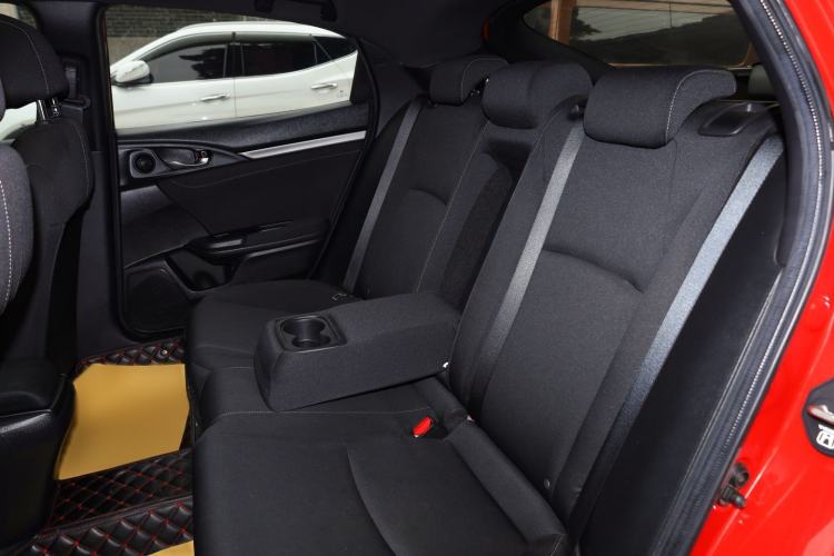 Used Honda Civic 2021 HATCHBACK 220TURBO CVT Trendy Cool Edition Interior 10
