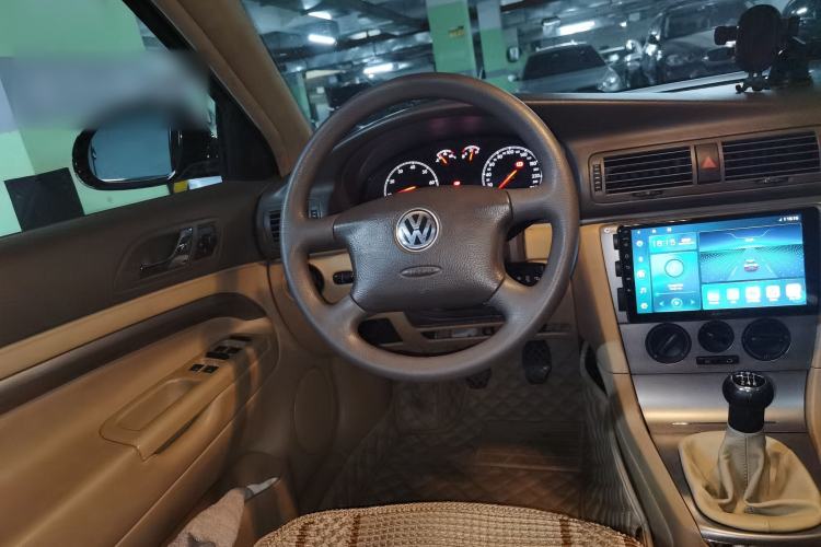 Used Volkswagen Passat 2005 2.0L Manual Value Edition
