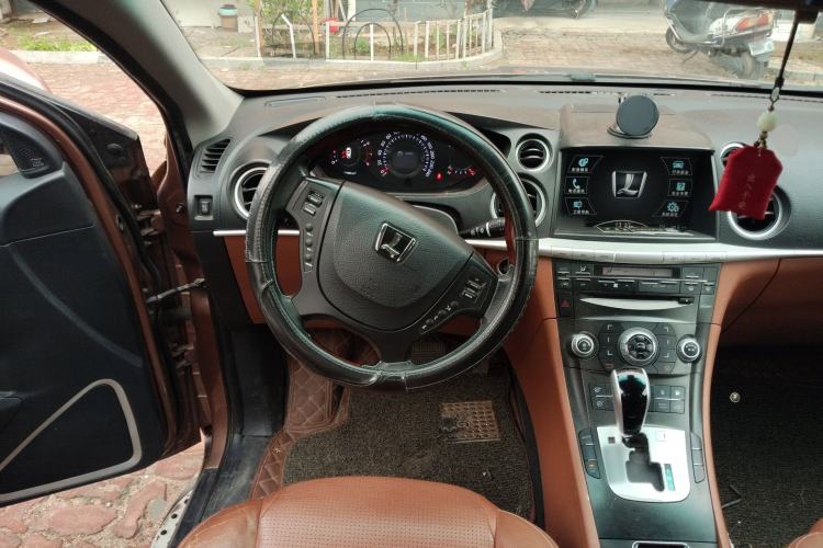 Used Luxgen Great 7 SUV 2011 2.2T Two-Wheel Drive Smart Version Steering Wheel