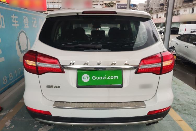 Used Haval H8 2015 2.0T Two-Wheel-Drive Standard Version

