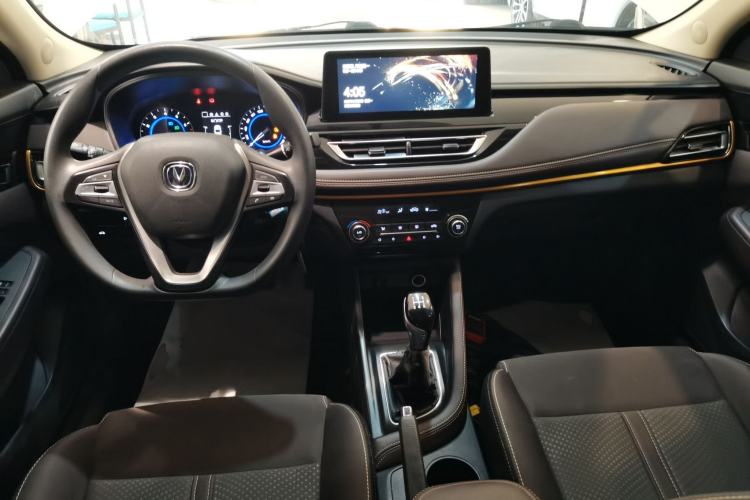 Used CHANGAN Eado DT 2019 1.6L Manual Comfort Model China VI Standard
