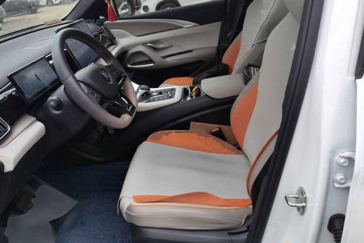 Used BYD Song Pro New Energy 2023 Champion Edition DM-i 110KM Beyond Model Left Front Seat