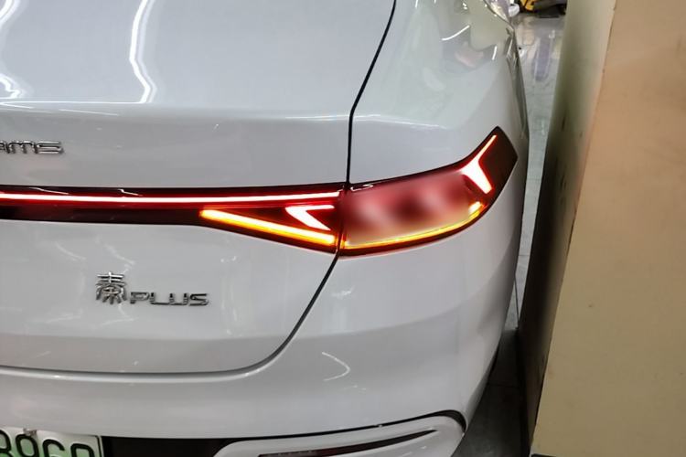 Used BYD Qin PLUS 2023 Champion Edition DM-i 120KM Leading Model
