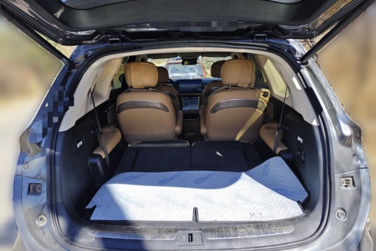 Used Hima AITO M7 2022 1.5T Rear-Drive Comfort Edition Trunk