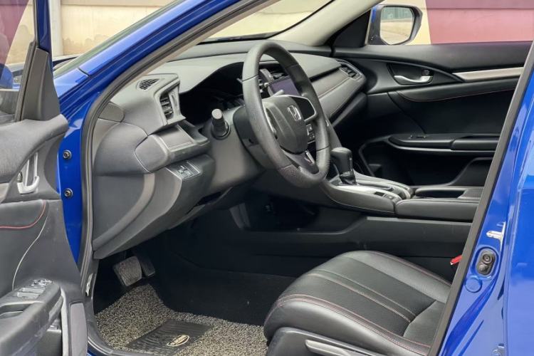 Used Honda Civic 2016 180TURBO CVT Comfort Version