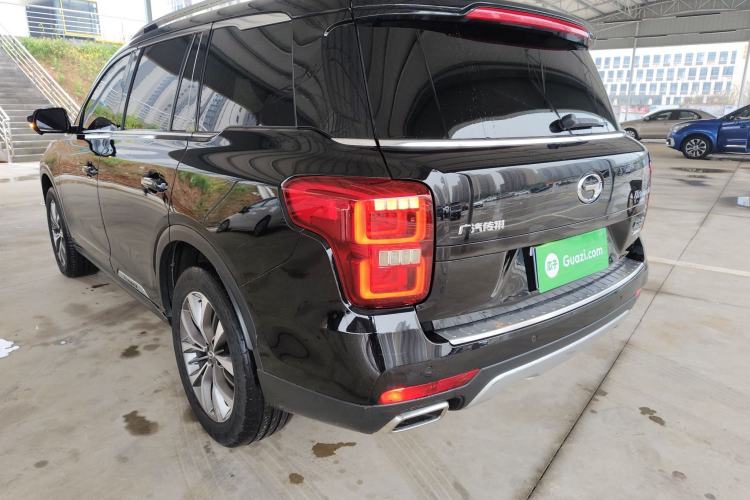 Used GAC Trumpchi GS8 2019 390T Two-Wheel Drive Luxury Smart Connectivity Version (7 Seats) Exterior 2