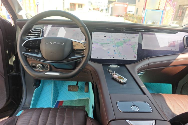 Used EXEED Lanyue 2023 400T Four-Wheel Drive Starry Edition 7-Seater Center Console