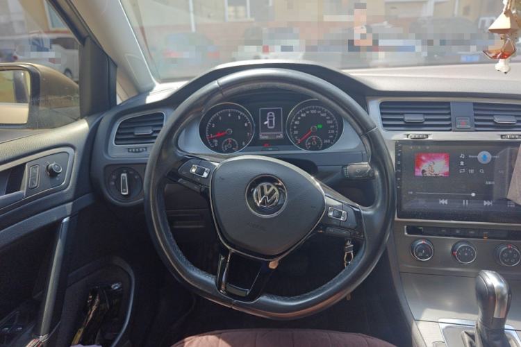 Used Volkswagen Golf 2016 230TSI Automatic Comfort Version Steering Wheel