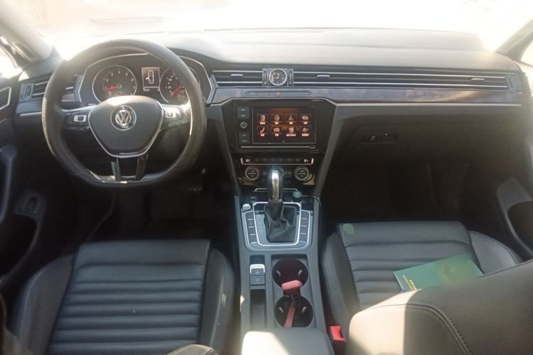 Used Volkswagen Magotan 2019 330TSI DSG Luxury Model China V Standard
