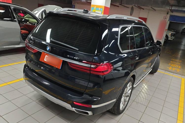 Used BMW X7 2020 xDrive40i Luxury Package with Leading Features