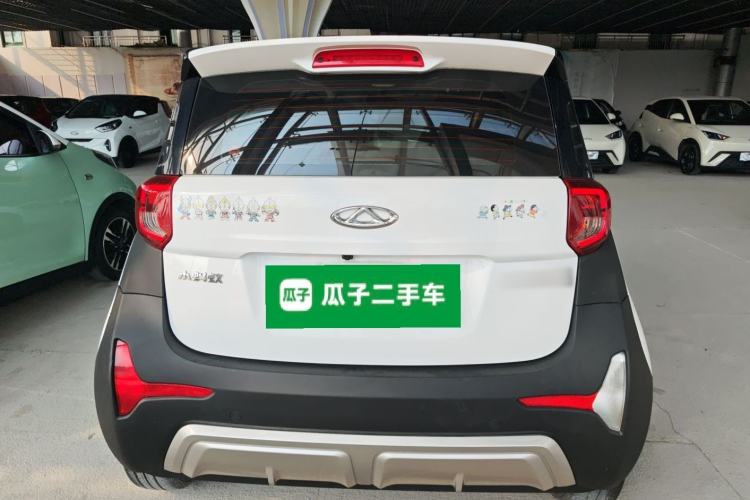 Used Chery QQ Little Ant 2022 Restyled Version Sweet Pink Edition Half-Sugar Version 30.6 kWh 30 kW 301 km Rear