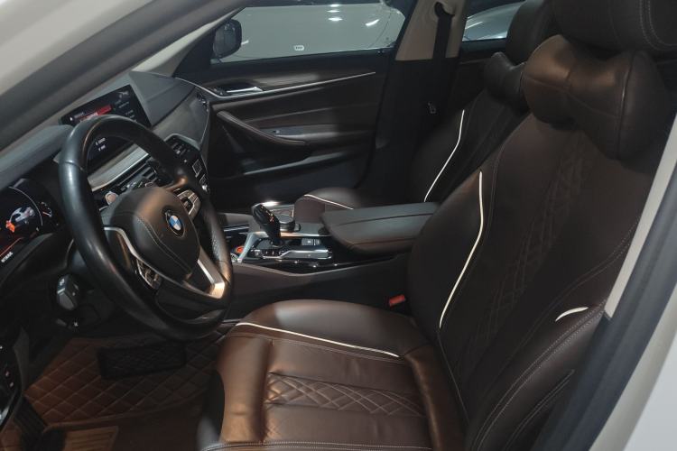 Used BMW 5 Series 2019 Facelifted 530Li Leading Edition Luxury Package Left Front Seat