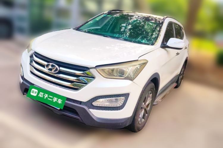 Used Hyundai Santa Fe 2013 2.4L Automatic Two-Wheel Drive Smart Version