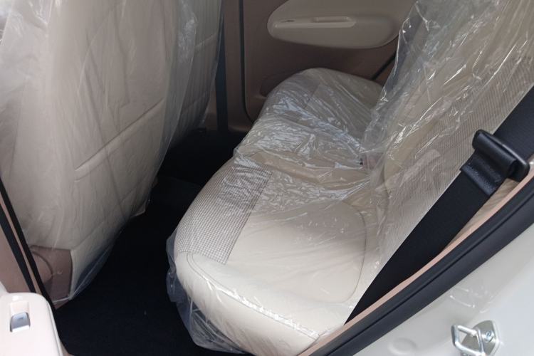 Used Wuling Hongguang MINIEV 2025 Four-Door Version Advanced Edition Left Rear Seat