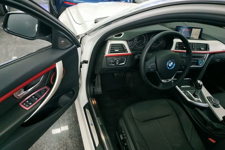 Used BMW 3 Series 2014 320Li Fashion Model
