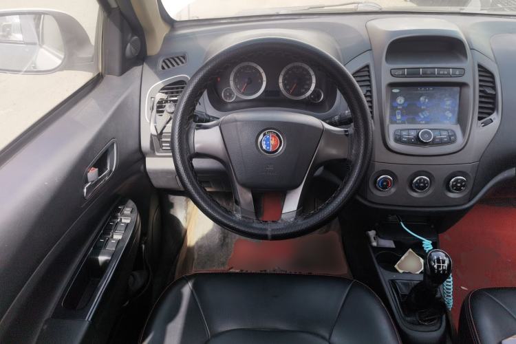 Used Geely Auto Diamond 2016 1.5L Manual Elite Version China IV Standard Steering Wheel