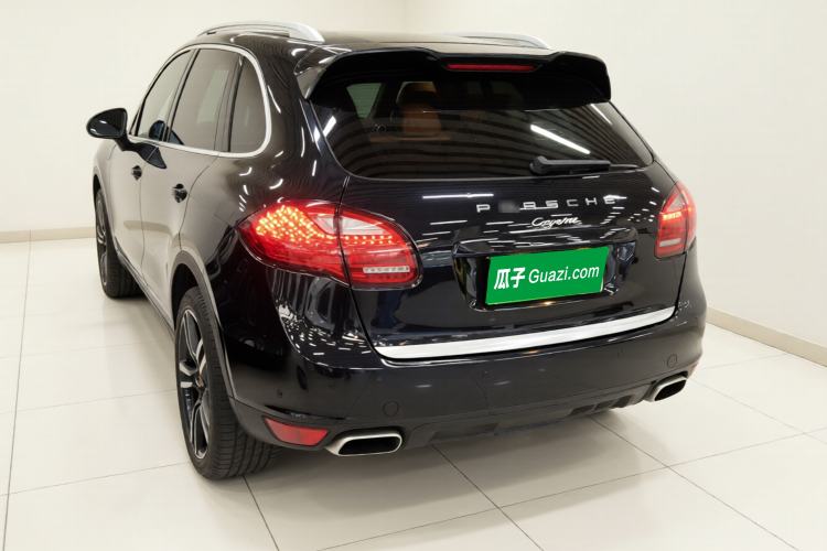 Used Porsche Cayenne 2014 Cayenne Platinum Edition 3.0T