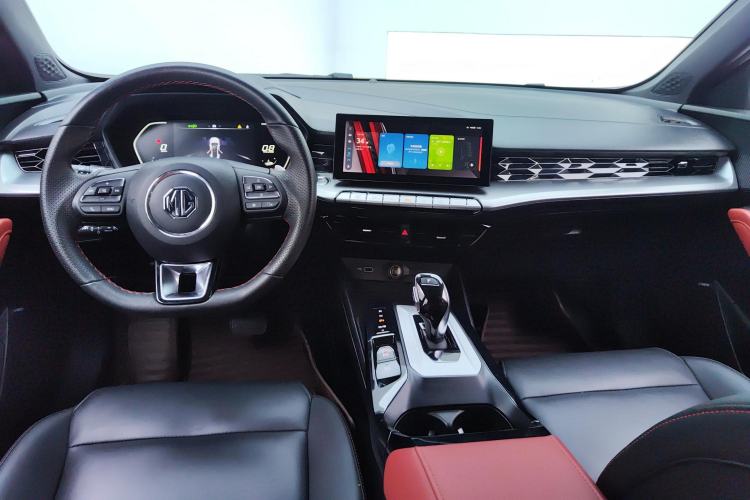 Used MG 5 2021 Revised 300TGI DCT Elegant Luxury Flagship Edition