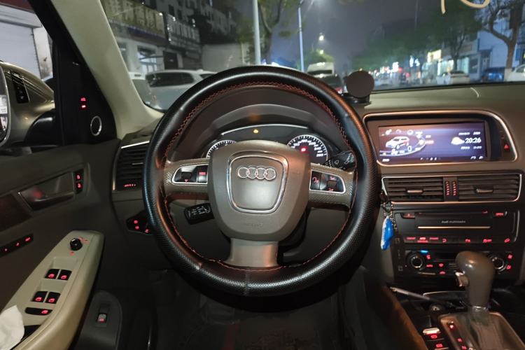 Used Audi Q5 2012 2.0TFSI Luxury Edition Steering Wheel