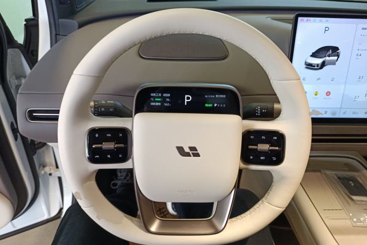 Used Li Auto i6 2025 Model Two-Wheel-Drive Standard Type