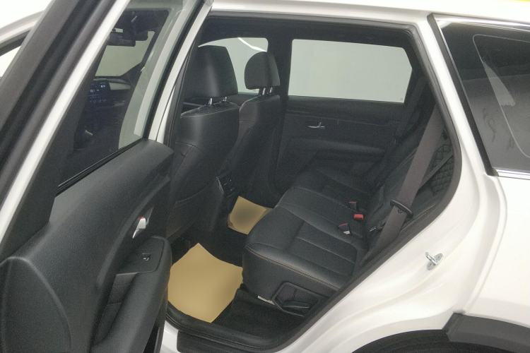 Used Kia KX7 2017 2.0T Automatic 4WD DLX 7-Seater