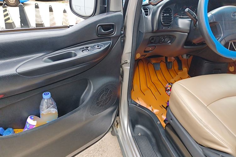 Used JAC Group Refine M5 2014 1.9T Diesel Manual Business Edition Driver Seat