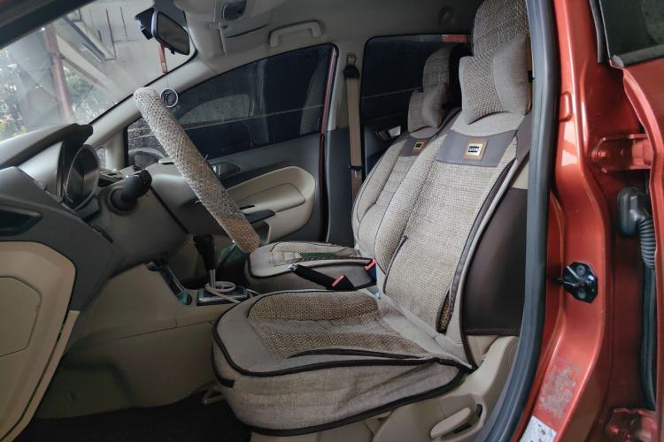 Used Ford Fiesta 2011 Hatchback 1.5L Automatic Fashion Edition