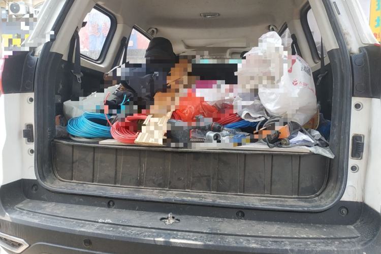 Used SWM X3 2021 1.5L Manual Comfort Version 7 Seats Trunk