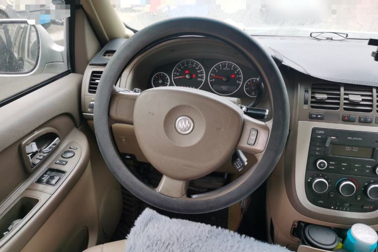 Used Buick GL8 2014 2.4L Classic Edition
