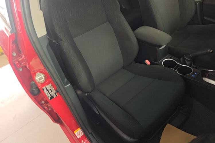 Used Toyota Levin 2017 Revised 185T CVT Elite Edition China V Standard Right Front Seat