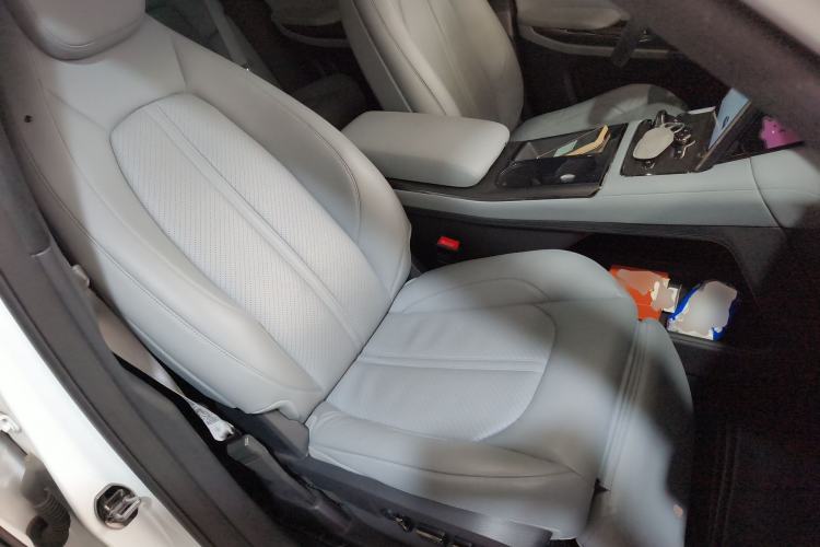 Used Nio ES6 2020 430 km Signature Edition