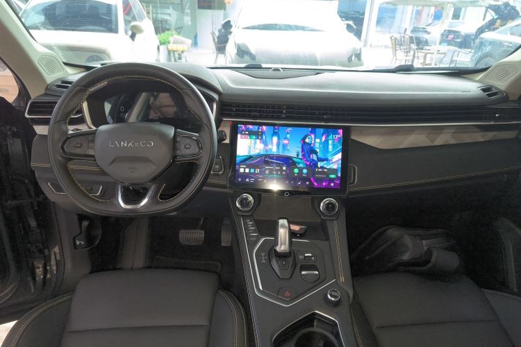 Used Lynk & Co 01 2023 2.0TD Two-Wheel Drive Asian Games Edition Center Console