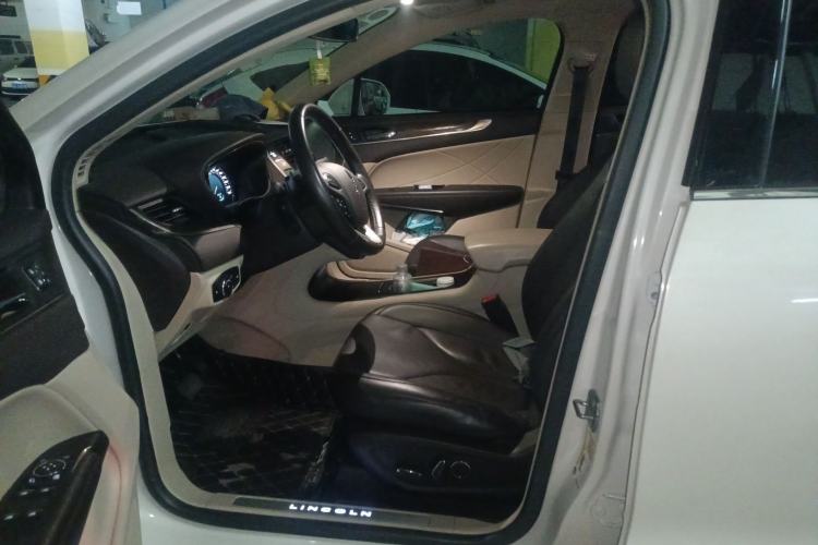 Used Lincoln MKC 2017 2.0T Two-Wheel-Drive Luxury Edition