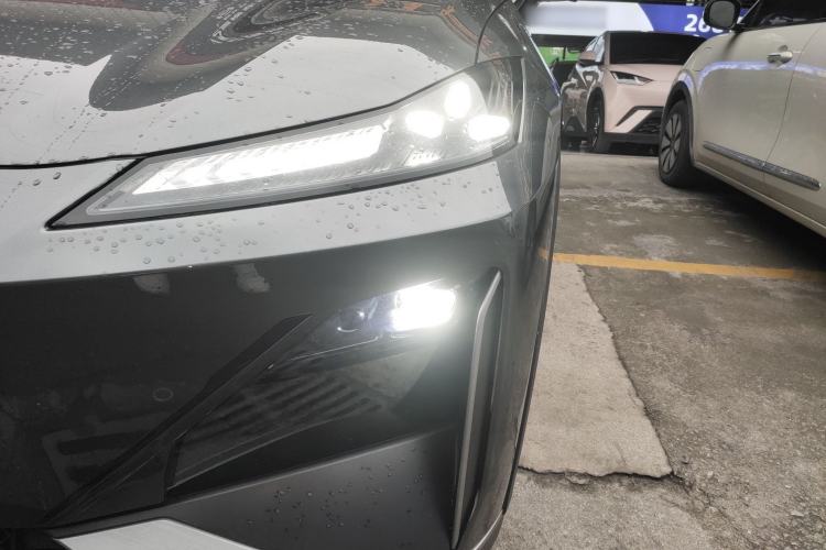 Used Deepal S07 2023 200Max Range-Extended Version
