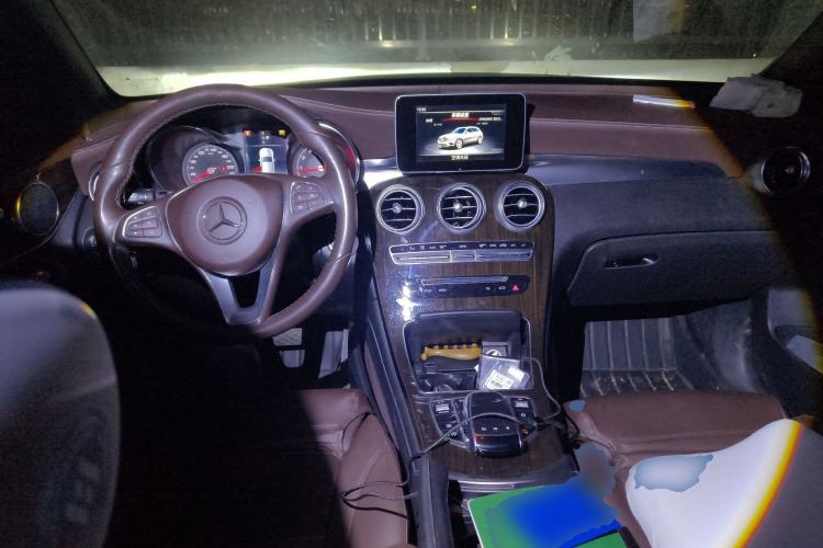 Used Mercedes-Benz GLC 2018 GLC 260 4MATIC Luxury Model
