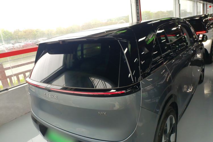 Used Zeekr MIX 2025 Intelligent Driving Version
