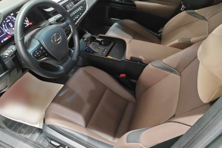 Used Lexus ES 2024 200 Premium Edition
