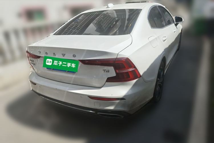 Used Volvo S60 2021 T4 Zhiyi Luxury Edition