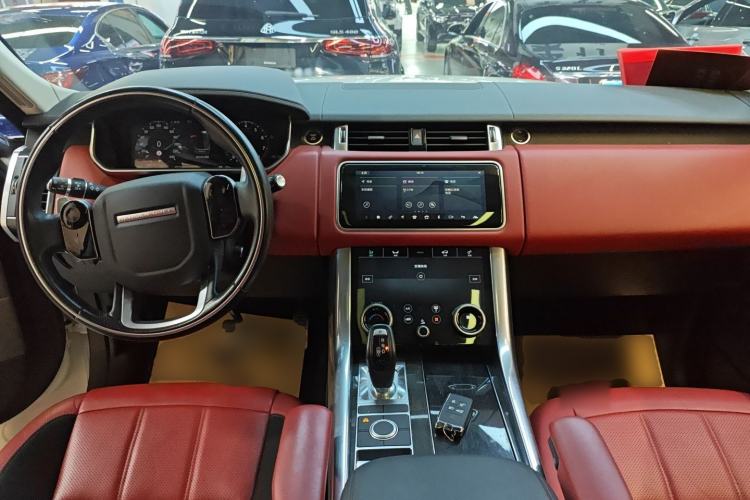 Used Land Rover Range Sport 2022 3.0 L6 YAO Black Edition Center Console