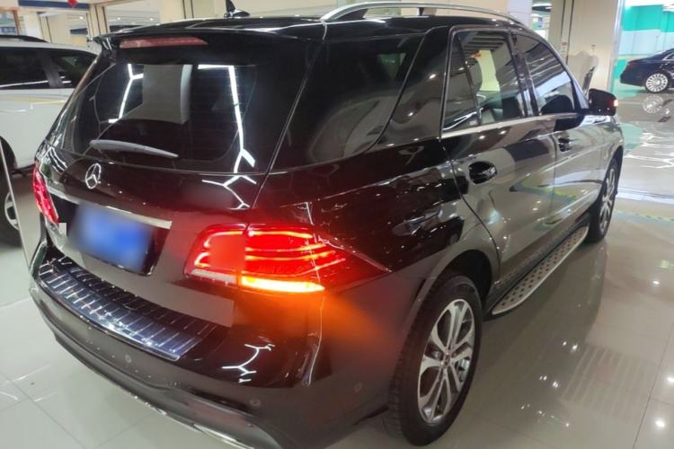 Used Mercedes-Benz GLE 2018 GLE 320 4MATIC Dynamic Edition Collector's Edition Rear Right 45 Deg