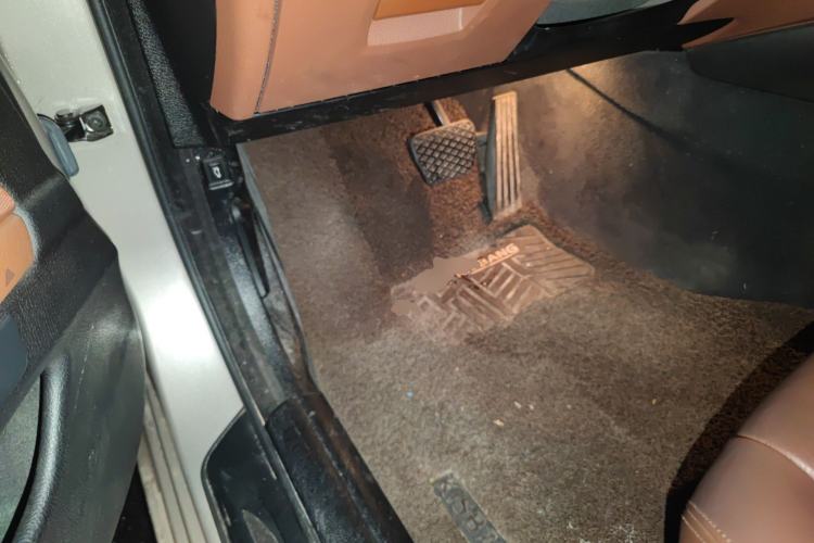 Used BMW 5 Series 2014 520Li Elegant Model Driver Seat