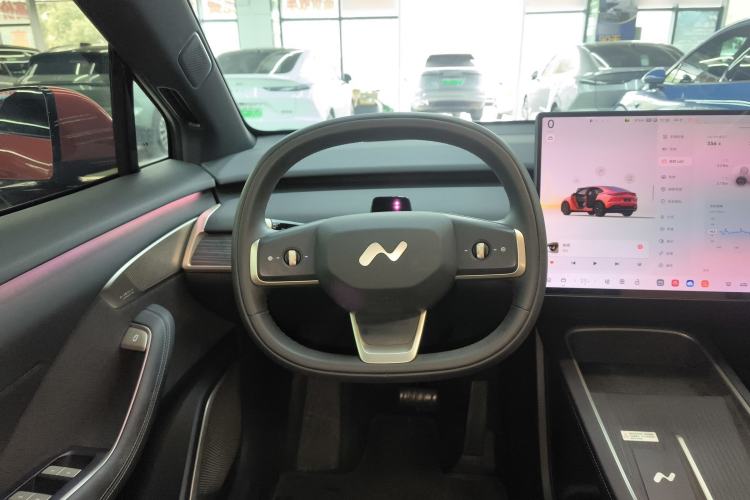 Used ONVO L60 2024 60 kWh Rear-Drive Version
