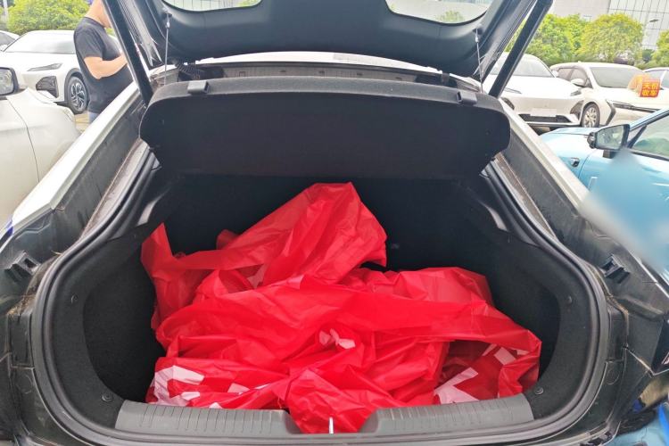 Used CHANGAN UNI-V 2024 1.5T Prestige Edition
