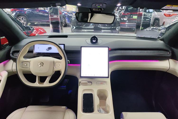 Used Nio ES6 2023 75 kWh
