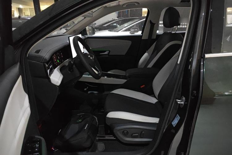 Used Jetta VS8 2026 Model 280TSI Automatic Supreme Edition
