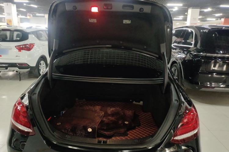 Used Mercedes-Benz E-Class 2019 E 200 L
