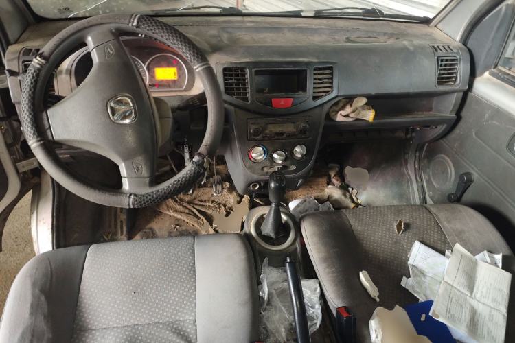 Used BAIC Weiwang 306 2016 1.2L Basic Version 7 Seats A12 China IV Emission Standard
