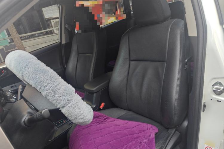 Used Toyota RAV4 2015 2.0L CVT Two-Wheel Drive Fashion Edition Left Front Seat