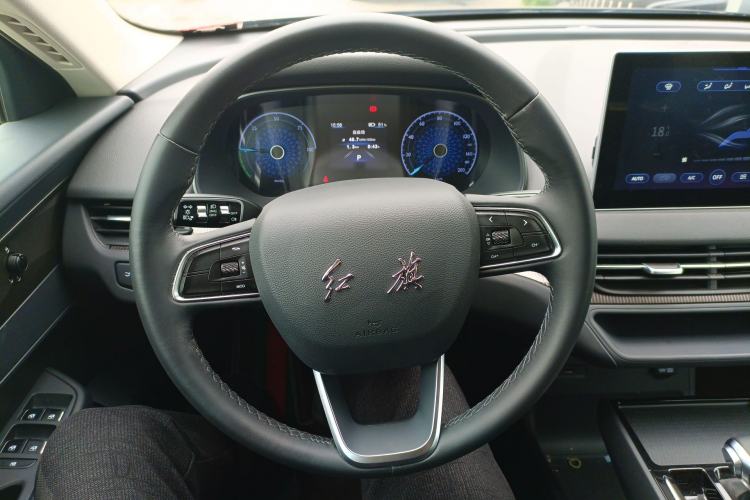 Used Hongqi E-QM5 2021 Online Booking Charging Basic Edition 5 Seats Steering Wheel