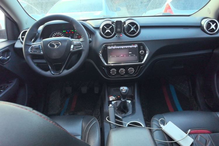 Used Soueast DX3 2018 1.5L Manual Luxury Model
